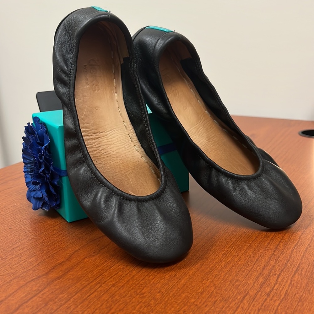 Matte Black Tieks size 8